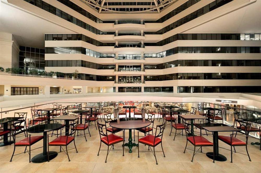 Embassy Suites By Hilton Washington Dc Chevy Chase Pavilion Restaurant photo